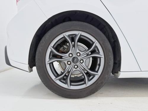 FORD FOCUS 1.0 125CV ECOBOOST MHEV TREND 2021 de segunda mano