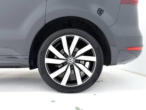 VOLKSWAGEN SHARAN SPORT 1.4 TSI 110KW 150CV DSG 2021 de segunda mano
