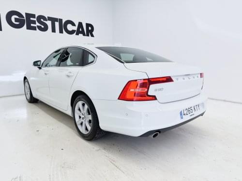 Comprar VOLVO S90 SEDáN 2.0 D4 MOMENTUM AUTO 190CV 2019 de segunda mano VOLVO S90 SEDáN 2.0 D4 MOMENTUM AUTO 190CV 2019 de segunda mano