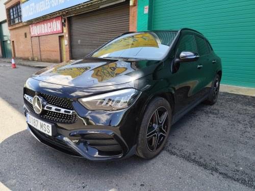 MERCEDES CLASE GLA 200 2024 de segunda mano