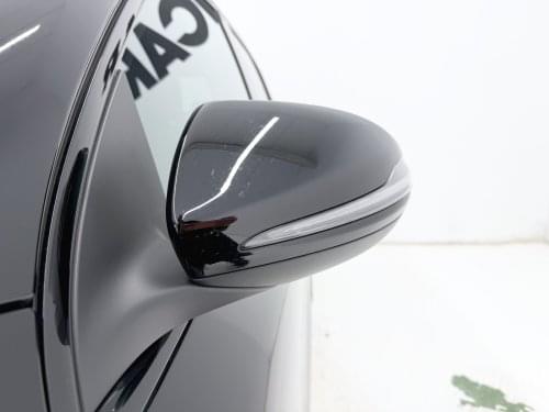 MERCEDES CLASE GLA 200 2024 de segunda mano