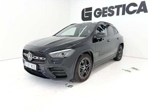 MERCEDES CLASE GLA 200 2024 de segunda mano