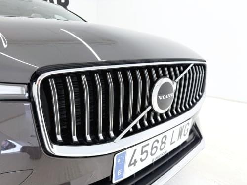 Comprar VOLVO XC60 2.0 T6 AWD RECHARGE INSCRIP. AUT 340CV 2022 de segunda mano VOLVO XC60 2.0 T6 AWD RECHARGE INSCRIP. AUT 340CV 2022 de segunda mano