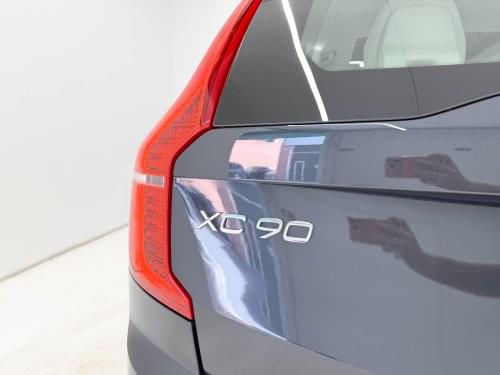 VOLVO XC90 2.0 B5 D AWD MOMENTUM PRO AU 235 CV 2022 de segunda mano