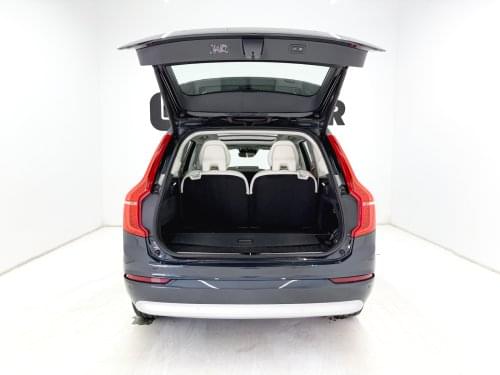 VOLVO XC90 2.0 B5 D AWD MOMENTUM PRO AU 235 CV 2022 de segunda mano