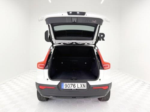 VOLVO XC40 1.5 T5 TWIN RECHARGE R-DESIGN 262CV 2022 de segunda mano