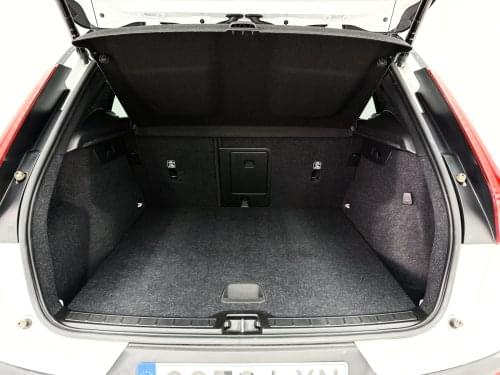 VOLVO XC40 1.5 T5 TWIN RECHARGE R-DESIGN 262CV 2022 de segunda mano