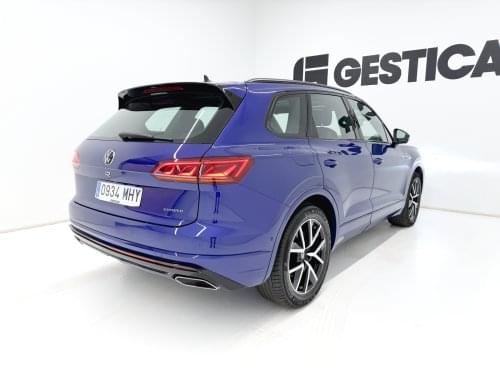 Comprar VOLKSWAGEN TOUAREG R 3.0 V6 TSI 340KW TIP 4M 462CV 2023 de segunda mano VOLKSWAGEN TOUAREG R 3.0 V6 TSI 340KW TIP 4M 462CV 2023 de segunda mano