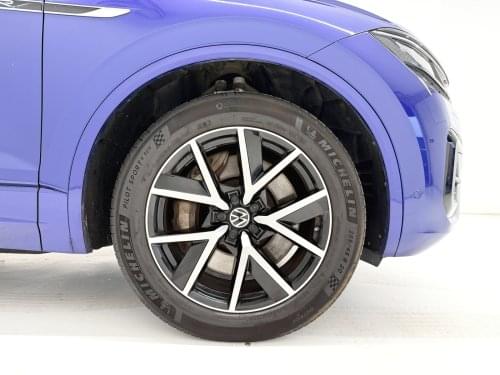 Comprar VOLKSWAGEN TOUAREG R 3.0 V6 TSI 340KW TIP 4M 462CV 2023 de segunda mano VOLKSWAGEN TOUAREG R 3.0 V6 TSI 340KW TIP 4M 462CV 2023 de segunda mano