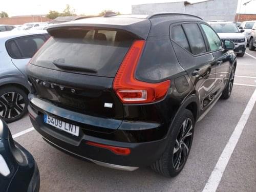VOLVO XC40 1.5 T5 TWIN RECHARGE R-DESIGN AUT 262 2021 de segunda mano
