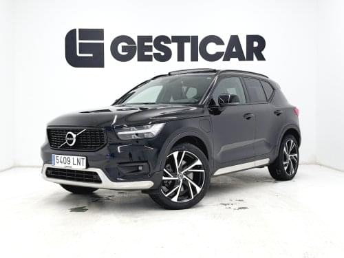 Comprar VOLVO XC40 1.5 T5 TWIN RECHARGE R-DESIGN AUT 262 2021 de segunda mano VOLVO XC40 1.5 T5 TWIN RECHARGE R-DESIGN AUT 262 2021 de segunda mano