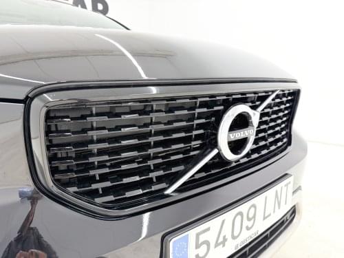 Comprar VOLVO XC40 1.5 T5 TWIN RECHARGE R-DESIGN AUT 262 2021 de segunda mano VOLVO XC40 1.5 T5 TWIN RECHARGE R-DESIGN AUT 262 2021 de segunda mano