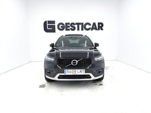 Comprar VOLVO XC40 1.5 T5 TWIN RECHARGE R-DESIGN AUT 262 2021 de segunda mano VOLVO XC40 1.5 T5 TWIN RECHARGE R-DESIGN AUT 262 2021 de segunda mano