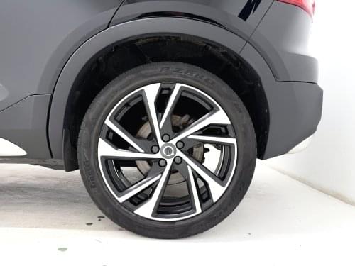 Comprar VOLVO XC40 1.5 T5 TWIN RECHARGE R-DESIGN AUT 262 2021 de segunda mano VOLVO XC40 1.5 T5 TWIN RECHARGE R-DESIGN AUT 262 2021 de segunda mano