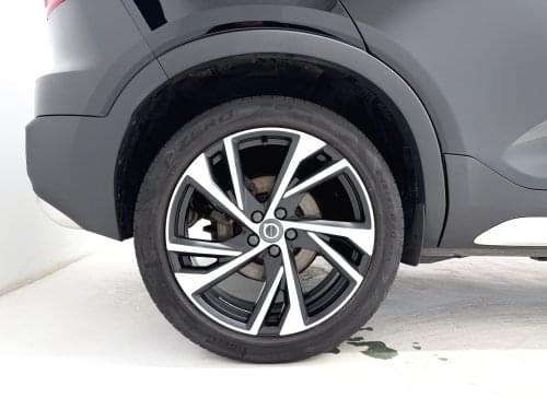Comprar VOLVO XC40 1.5 T5 TWIN RECHARGE R-DESIGN AUT 262 2021 de segunda mano VOLVO XC40 1.5 T5 TWIN RECHARGE R-DESIGN AUT 262 2021 de segunda mano