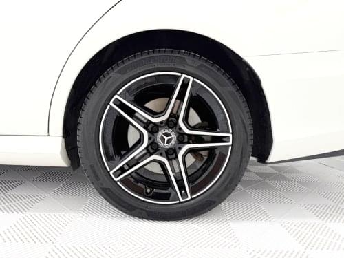 Comprar MERCEDES CLASE E E 300 E ESTATE 320CV 2022 de segunda mano MERCEDES CLASE E E 300 E ESTATE 320CV 2022 de segunda mano
