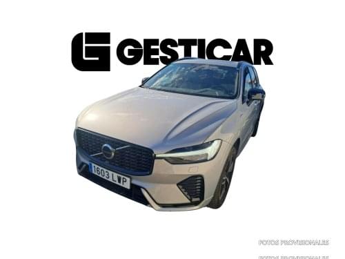 VOLVO XC60 2.0 T6 AWD RECHARGE R-DESIGN AUTO 340CV 2022 de segunda mano