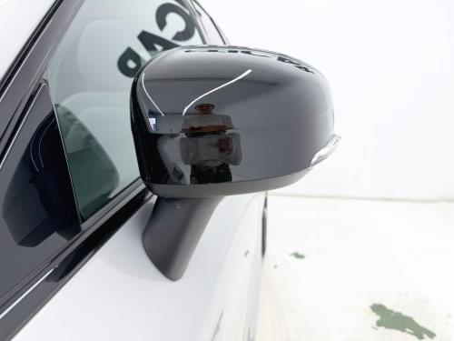 Comprar VOLVO XC60 2.0 T6 AWD RECHARGE R-DESIGN AUTO 355CV 2022 de segunda mano VOLVO XC60 2.0 T6 AWD RECHARGE R-DESIGN AUTO 355CV 2022 de segunda mano