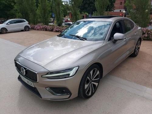 VOLVO S60 SEDáN B4(G) FWD PLUS BRIGHT AUTO 197CV 2023 de segunda mano