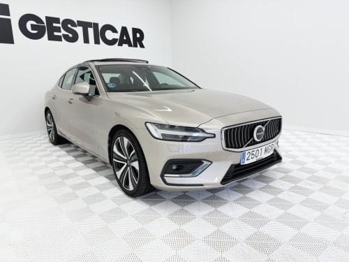 VOLVO S60 SEDáN B4(G) FWD PLUS BRIGHT AUTO 197CV 2023 de segunda mano