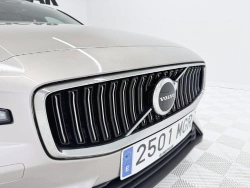 VOLVO S60 SEDáN B4(G) FWD PLUS BRIGHT AUTO 197CV 2023 de segunda mano