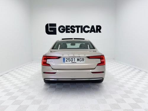 VOLVO S60 SEDáN B4(G) FWD PLUS BRIGHT AUTO 197CV 2023 de segunda mano