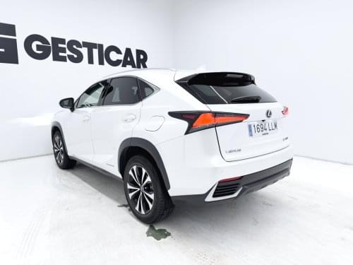 LEXUS NX 300H PREMIUM 2WD 2020 de segunda mano