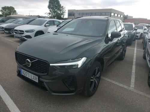 VOLVO XC60 2.0 T6 AWD RECHARGE R DESIGN 350 CV 2022 de segunda mano
