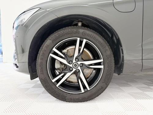 Comprar VOLVO XC60 2.0 T6 AWD RECHARGE R DESIGN 355 CV 2022 de segunda mano VOLVO XC60 2.0 T6 AWD RECHARGE R DESIGN 355 CV 2022 de segunda mano