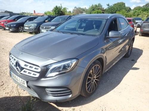 MERCEDES CLASE GLA GLA 180 136CV 2020 de segunda mano
