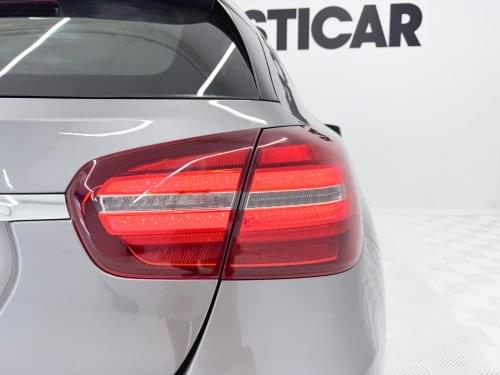 MERCEDES CLASE GLA GLA 180 136CV 2020 de segunda mano