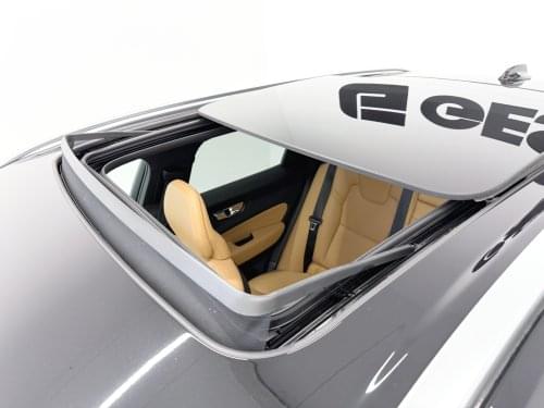 Comprar VOLVO XC60 2.0 T4 INSCRIPTION 2019 de segunda mano VOLVO XC60 2.0 T4 INSCRIPTION 2019 de segunda mano