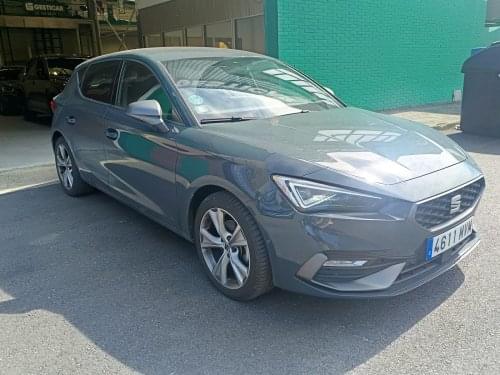 Comprar SEAT LEÓN FR 1.5 TSI 150CV 2024 de segunda mano SEAT LEÓN FR 1.5 TSI 150CV 2024 de segunda mano