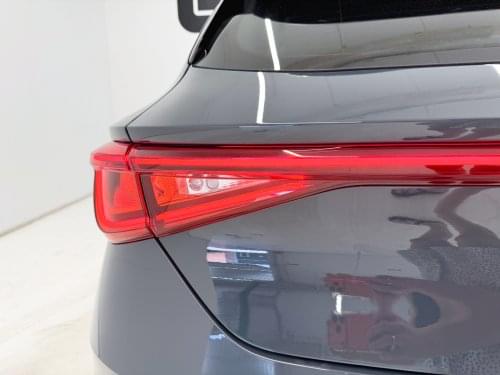 Comprar SEAT LEÓN FR 1.5 TSI 150CV 2024 de segunda mano SEAT LEÓN FR 1.5 TSI 150CV 2024 de segunda mano