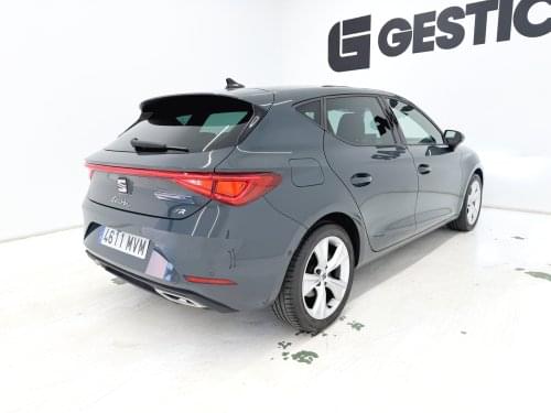 Comprar SEAT LEÓN FR 1.5 TSI 150CV 2024 de segunda mano SEAT LEÓN FR 1.5 TSI 150CV 2024 de segunda mano