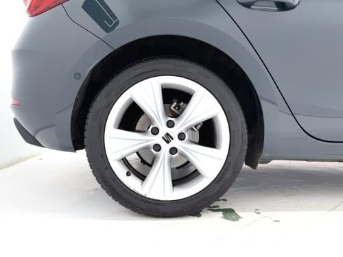 Comprar SEAT LEÓN FR 1.5 TSI 150CV 2024 de segunda mano SEAT LEÓN FR 1.5 TSI 150CV 2024 de segunda mano