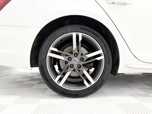 AUDI A4 AVANT 1.4 TFSI S LINE 2018 de segunda mano