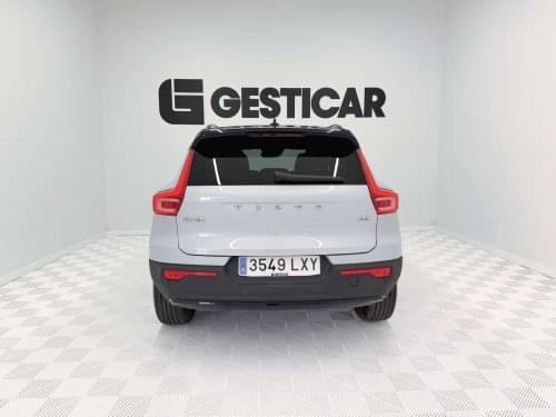 VOLVO XC40 B3 G RDESIGN 2022 de segunda mano