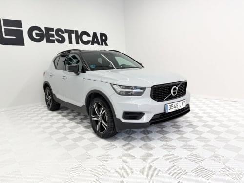VOLVO XC40 B3 G RDESIGN 2022 de segunda mano
