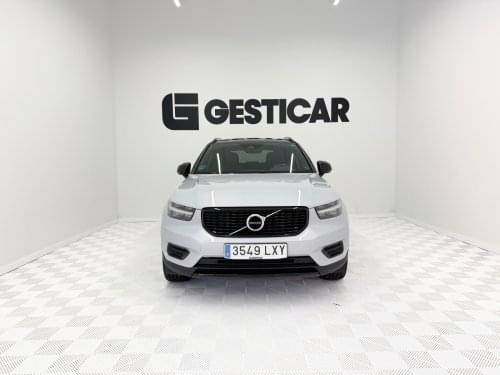 VOLVO XC40 B3 G RDESIGN 2022 de segunda mano