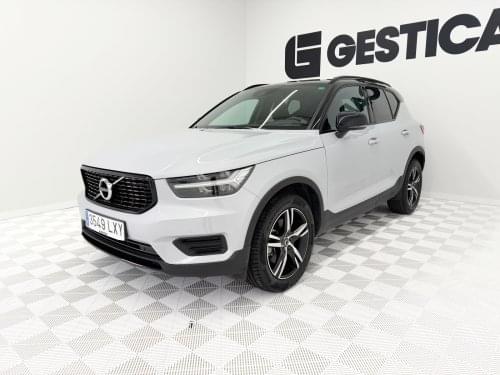 VOLVO XC40 B3 G RDESIGN 2022 de segunda mano