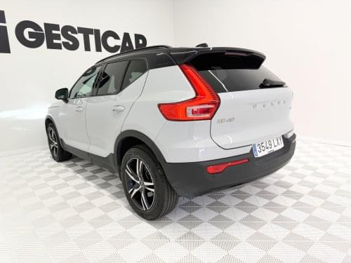 VOLVO XC40 B3 G RDESIGN 2022 de segunda mano