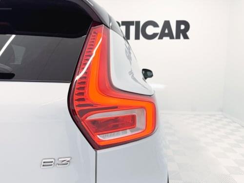 VOLVO XC40 B3 G RDESIGN 2022 de segunda mano