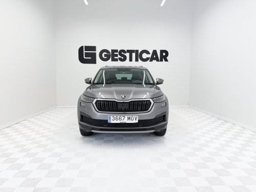 SKODA KODIAQ AMBITION 2.0 TDI E6D 150CV 2023 de segunda mano