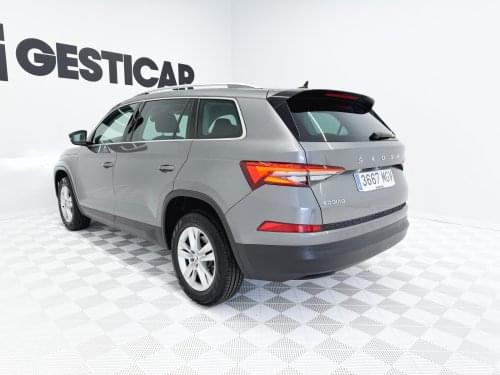 SKODA KODIAQ AMBITION 2.0 TDI E6D 150CV 2023 de segunda mano