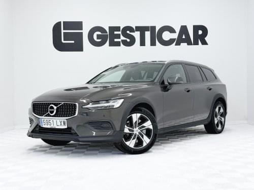 VOLVO V60 CROSS COUNTRY 2.0 B5 G AWD PRO AUTO 250CV 2022 de segunda mano