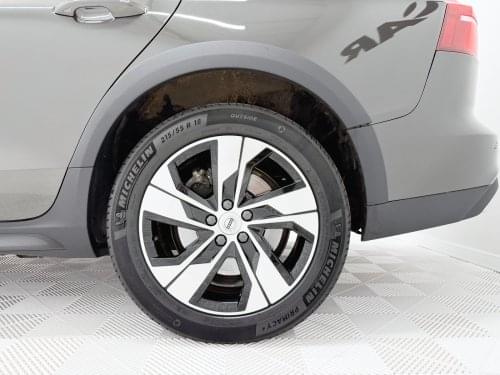 VOLVO V60 CROSS COUNTRY 2.0 B5 G AWD PRO AUTO 250CV 2022 de segunda mano