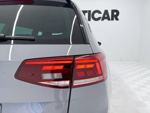 VOLKSWAGEN PASSAT VARIANT EXECUTIVE 2.0 TDI  DSG 150CV 2022 de segunda mano