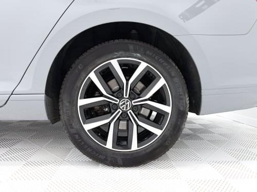 VOLKSWAGEN PASSAT VARIANT EXECUTIVE 2.0 TDI  DSG 150CV 2022 de segunda mano