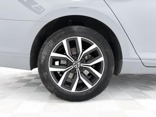 VOLKSWAGEN PASSAT VARIANT EXECUTIVE 2.0 TDI  DSG 150CV 2022 de segunda mano